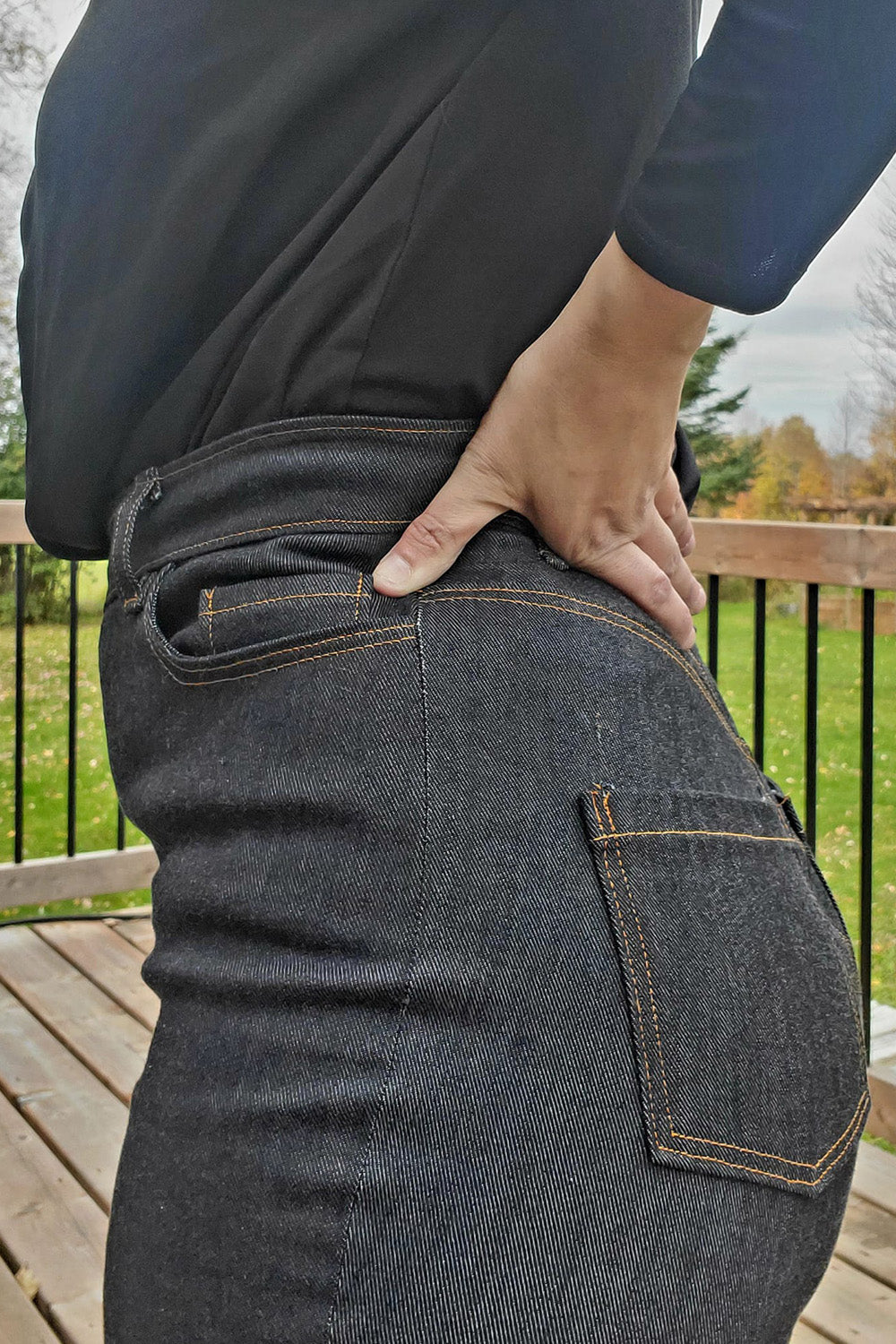 LILY - HIGH WAIST JEANS